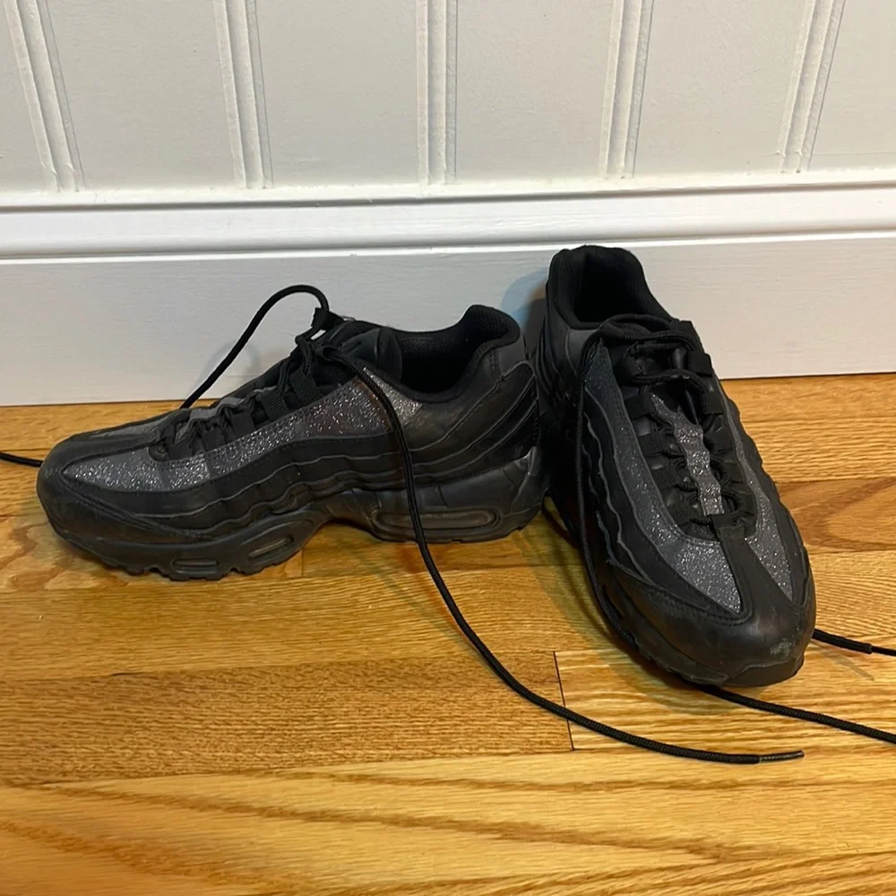 Nike Air Max size 7.5 - Picture 1 of 5